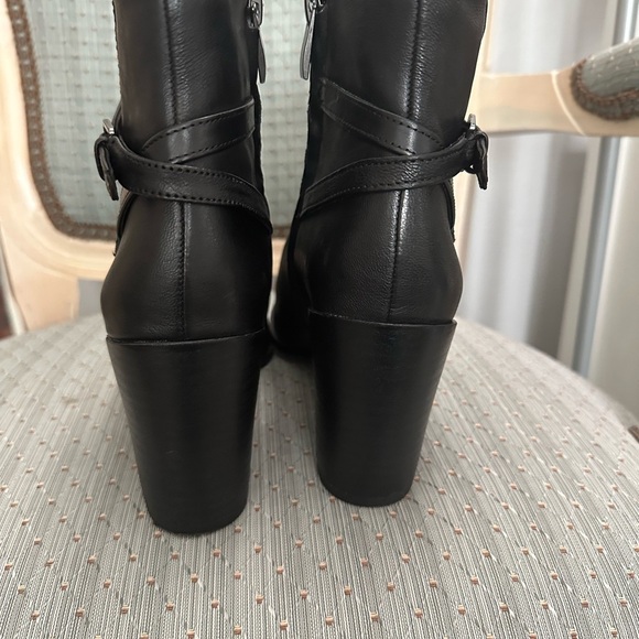 FrancoSarto Black Leather Ankle Boots size 7 - Picture 2 of 8